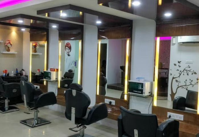 Naturals Salon Near Chennai Airport